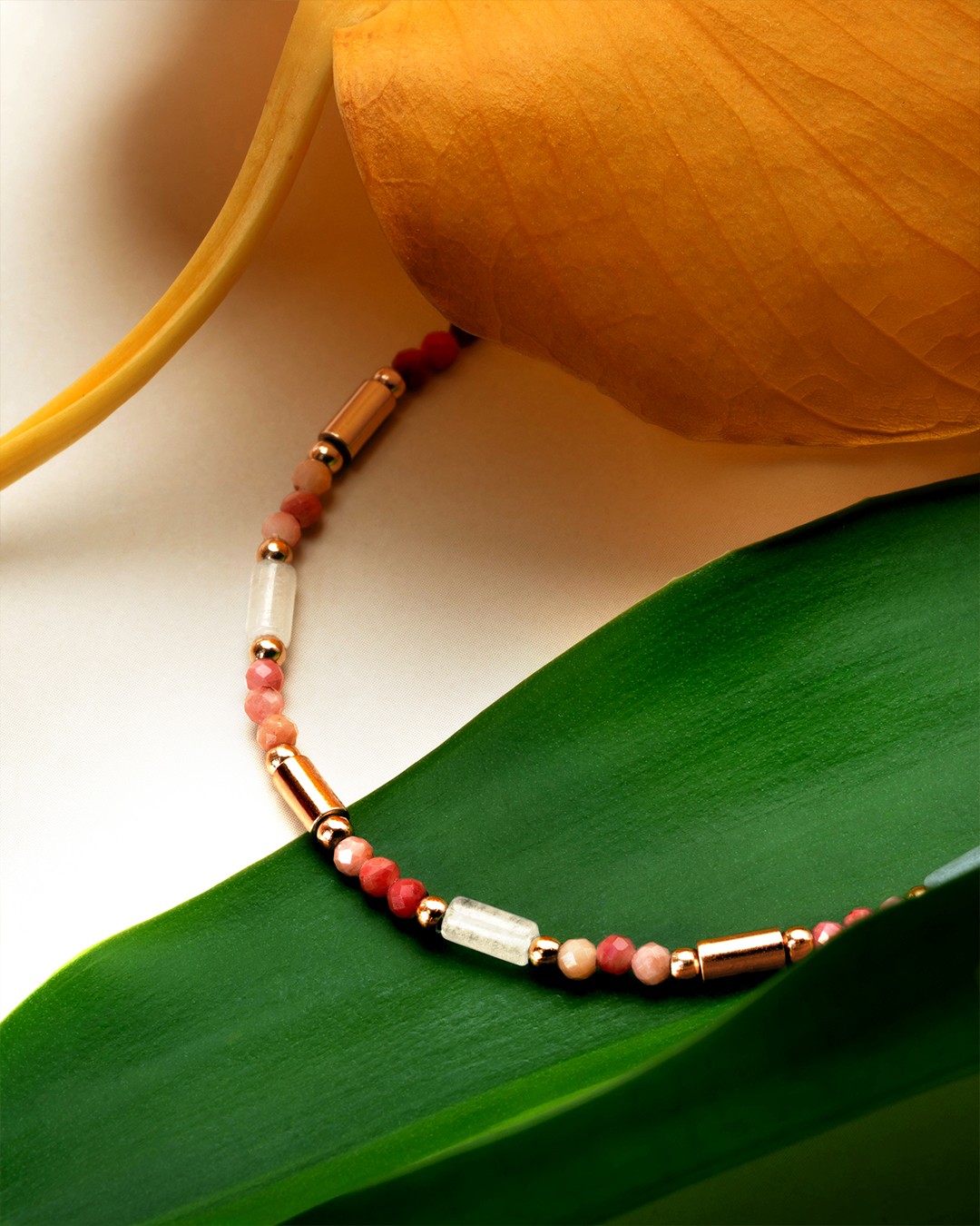 Packshot Bracelet Rhodonite et Jade blanche Glorenzina