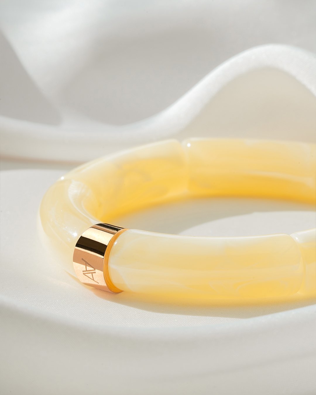 Packshot Bracelet Lueurs d'automne Beige marbré Sarona