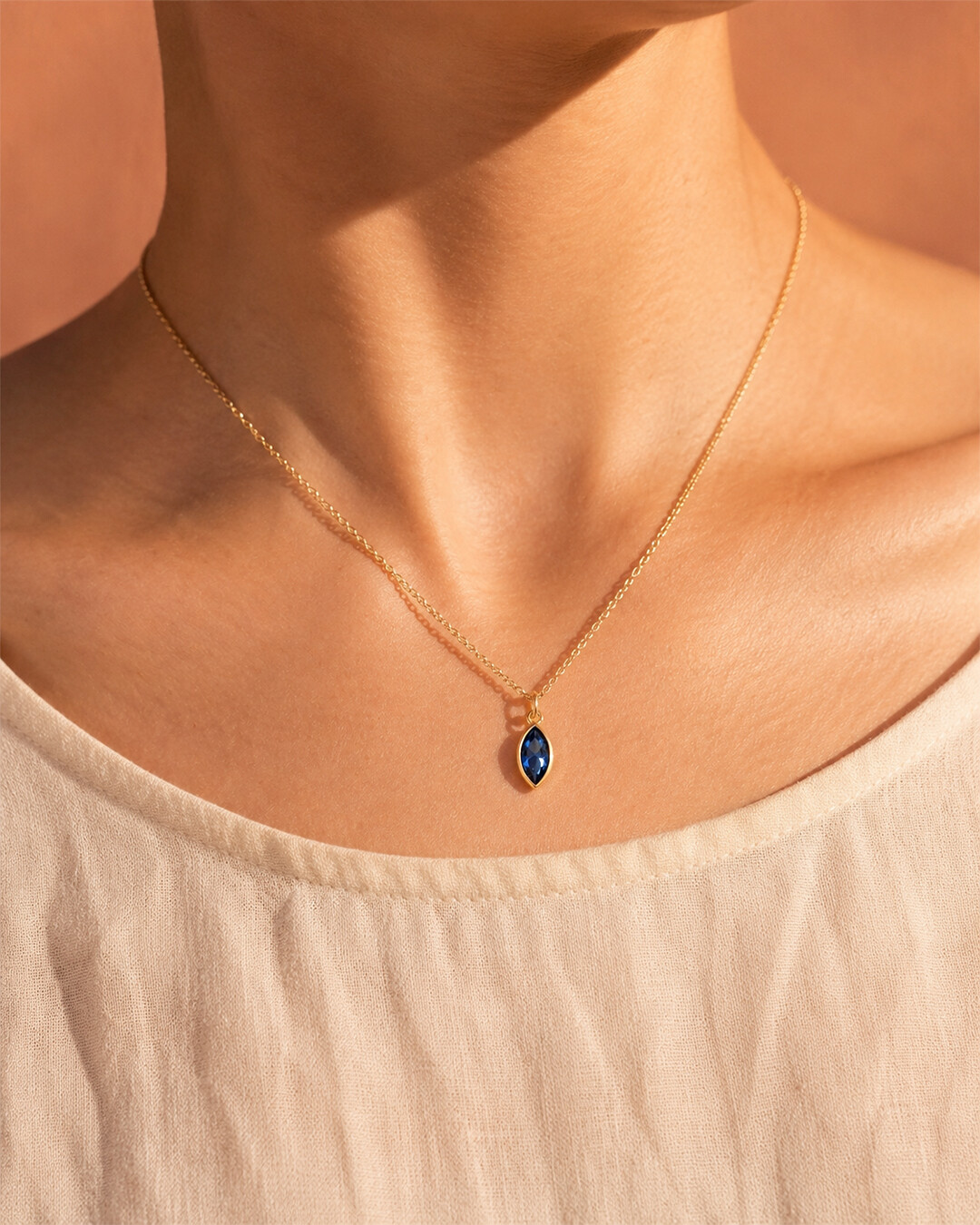 Pendentif Zircon bleu Cefalina
