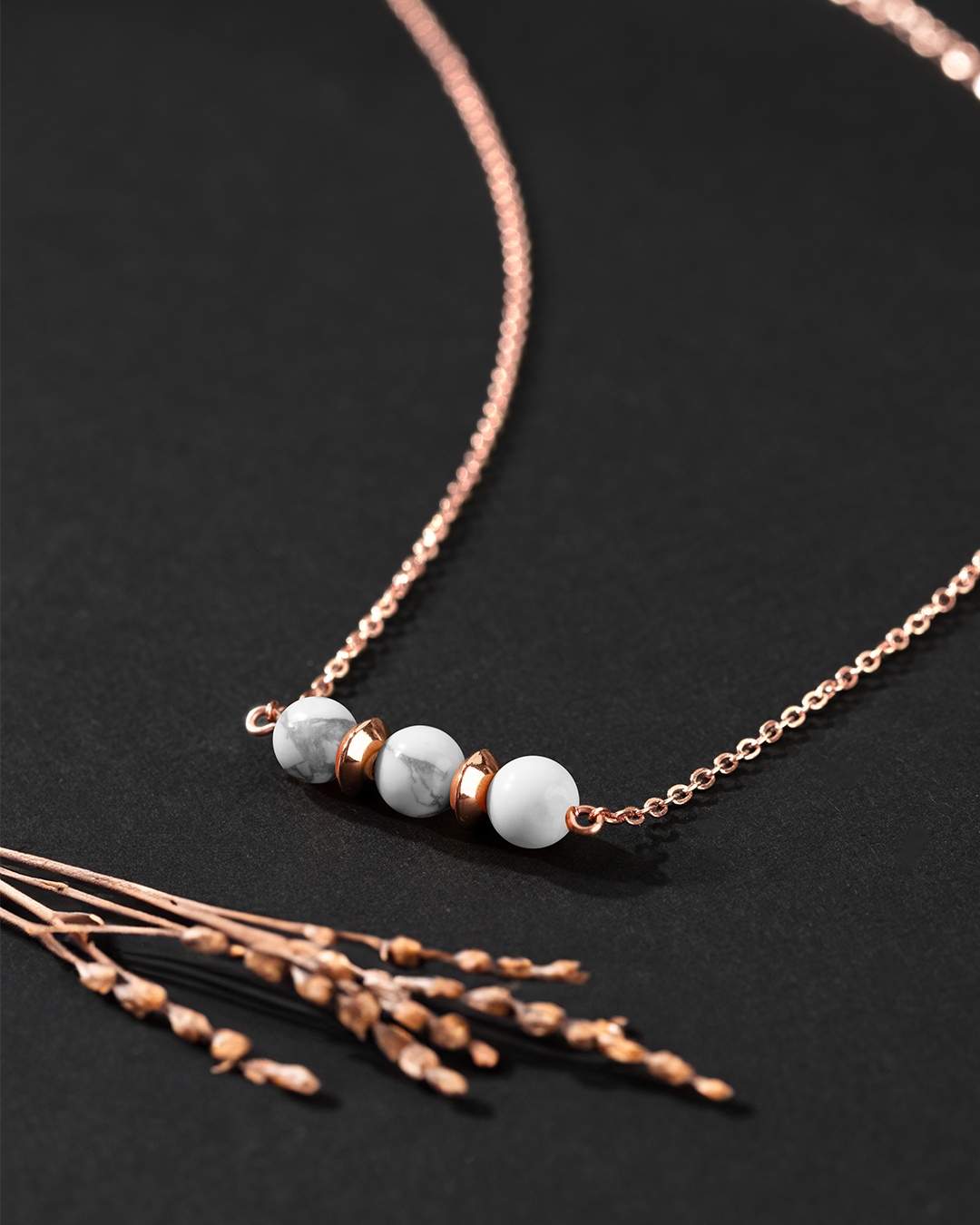 Packshot Pendentif Howlite Alcamina